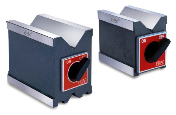 Dispositivo porta peças em "V" de 80 x 56 x 72mm, com força de tração 55kgs.
