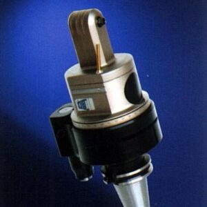 Cabeçote angular fixo a 90º para trabalhar com pinças 600E com haste ISO-30 DIN-69871