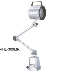 Luminária blindada c/ lâmpada halógena e articulação c/ haste 200 x 200mm p/ 220V