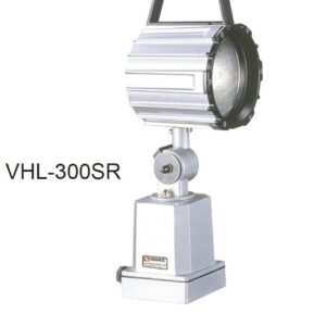 Luminária blindada c/ lâmpada halógena c/ haste curta p/ 220V