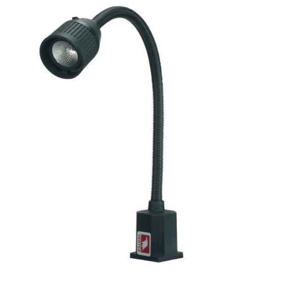Luminária blindada com lâmpada halógena p/ 24V